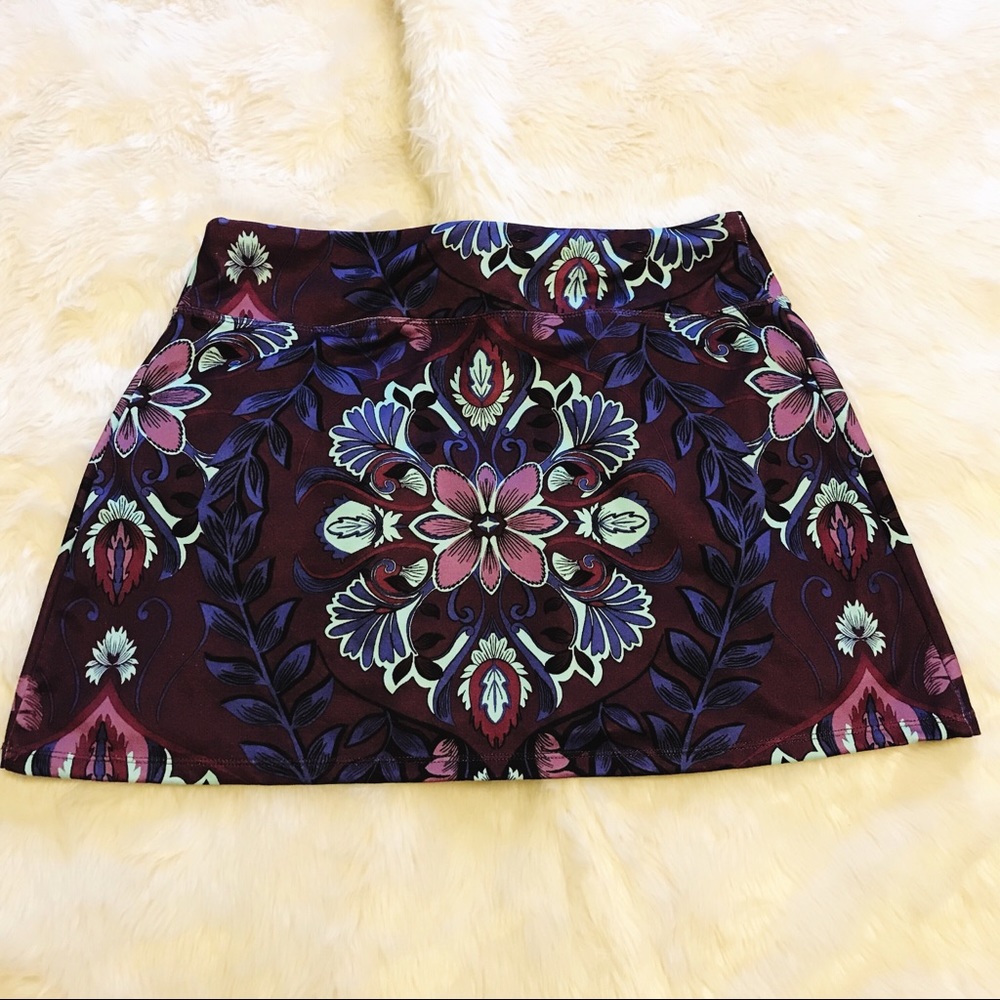 Athleta Purple Printed Powermesh CYA Skirt Medium - Picture 5 of 8